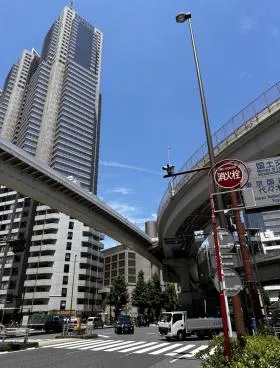 西新宿ダイヤモンドビルの外観