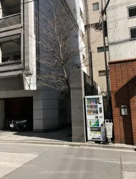エムズ上野スクエアビルの外観