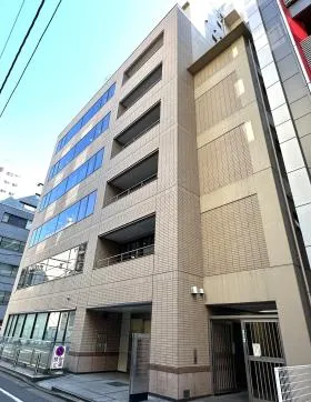 RECビルの外観