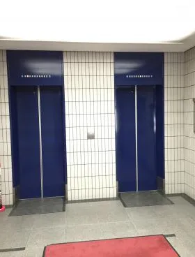 スリーセブンビルの外観