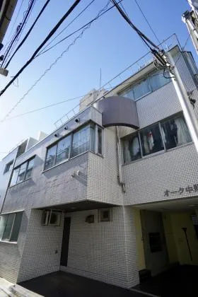オーク中野の外観