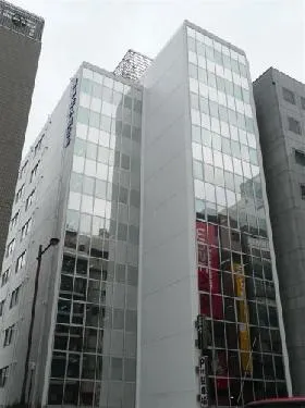 産報佐久間ビルの外観