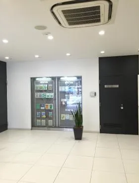 産報佐久間ビルの外観