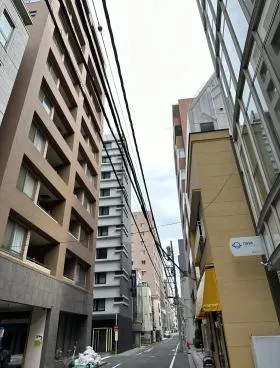 オガタビルの外観