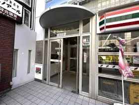 新秋葉原ビルの外観