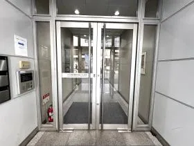 新秋葉原ビルの外観