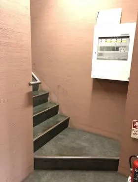 かぐらビルの外観