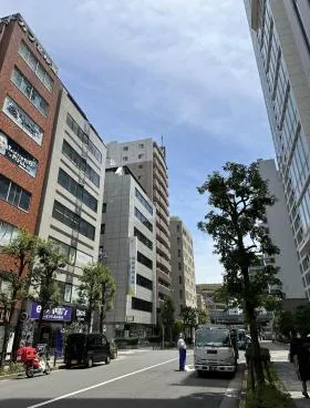 亀松ビルの外観