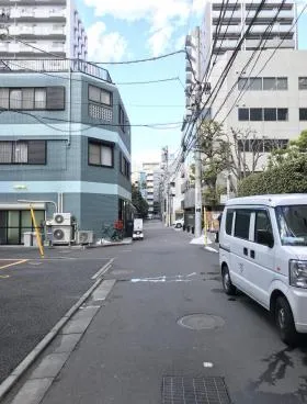芝ホワイトビルの外観