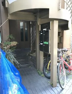 STAY‘M代々木公園ビルの外観