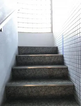 バトン・ド・ルージュ早稲田ビルの外観