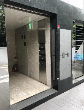 Nテラス市ヶ谷ビルの外観