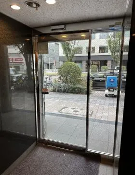 アヅマビルの外観