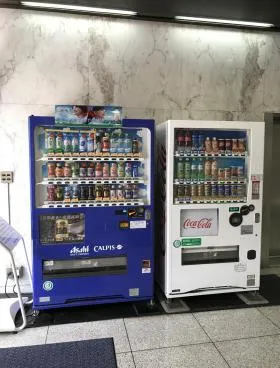 偕楽新末広ビルの外観