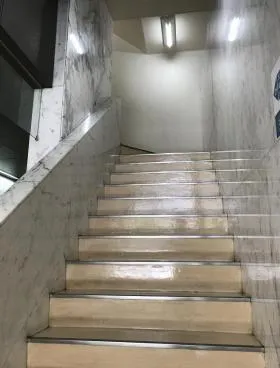 偕楽新末広ビルの外観