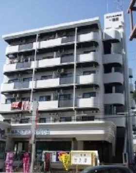 エクレール横浜一番館の外観