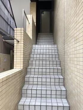 新宿葵ビルの外観