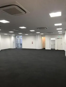 ルミナスビルの外観