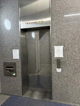 東秋葉原ビルの外観