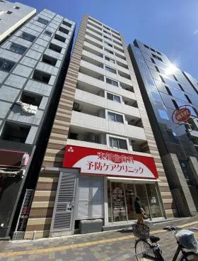 リバーレ東新宿ビルの外観
