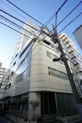 砂川ビルの外観