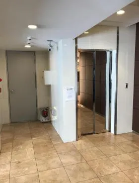 トゥシェ新橋の外観