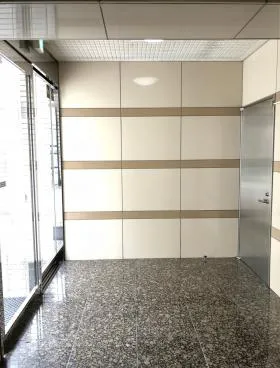 新小川町ビルの外観