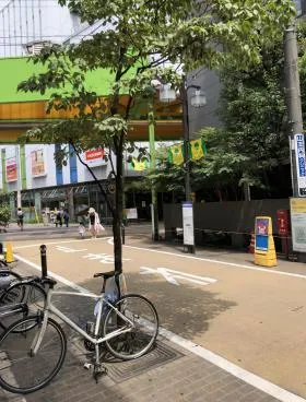 小池ビルの外観