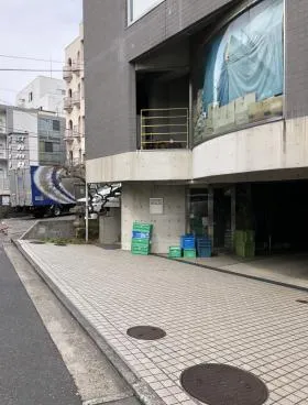 クレスタ・マルミビルの外観