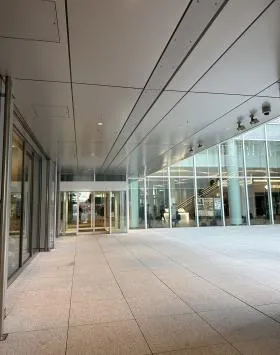 田町ステーションタワーNの外観