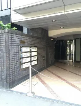 アムハードビルの外観