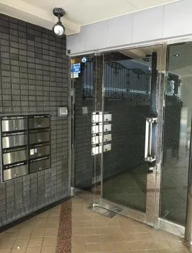 アムハードビルの外観