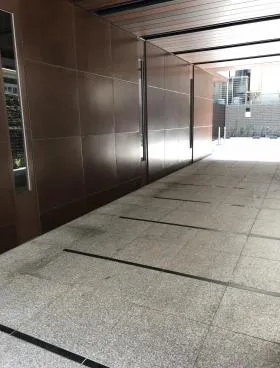 ラベイユ麻布十番ビルの外観