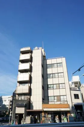 竹八ビルの外観