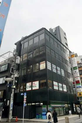 赤坂清水ビルの外観