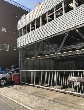 サルワカビルの外観