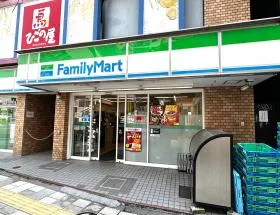 ファミリーマート
