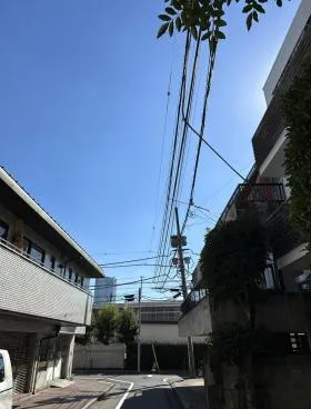 シンフォルム南青山ビルの外観