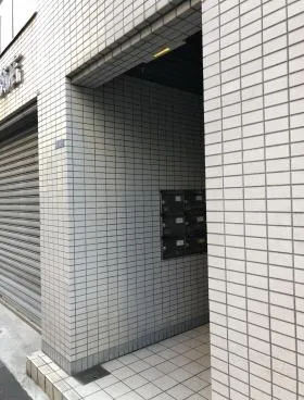ツカサビルの外観