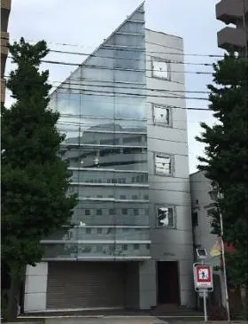 スリーエフビルの外観