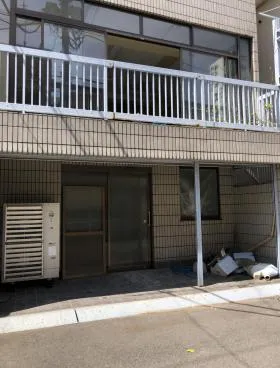 大門ビルの外観