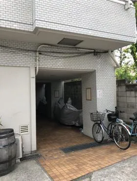 STビル鶯谷町の外観