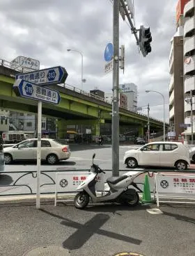 大原ビルの外観