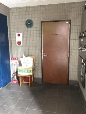 十字ビルの外観