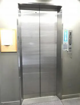 千代田21ビルの外観