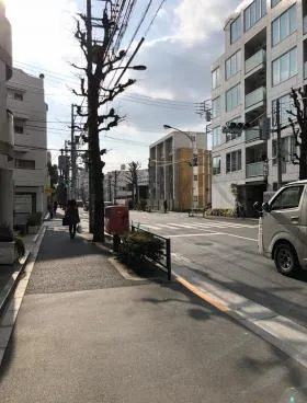 THE・PEAKビルの外観