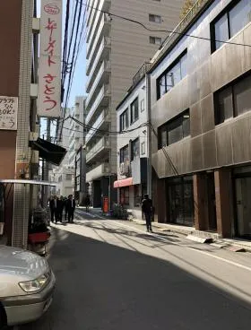 ヒカリビルの外観