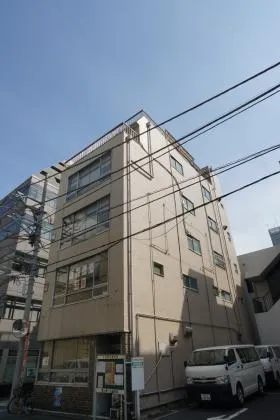 山城屋ビルの外観