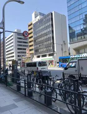 戸邊ビルの外観