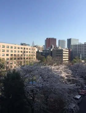 築地東盟ビルの外観